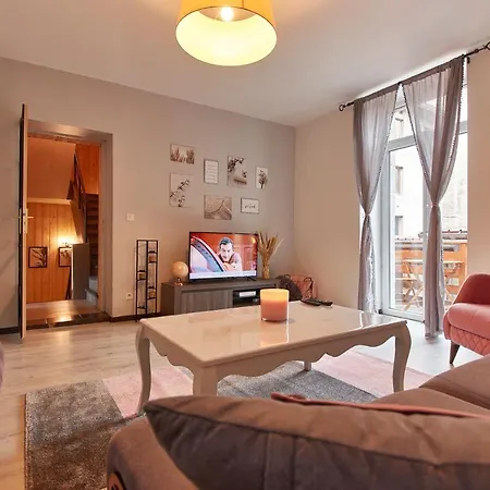 Maison Lamartine - Plein Centre-ville Avec Garage & Jeux Apartmán Saint-Claude